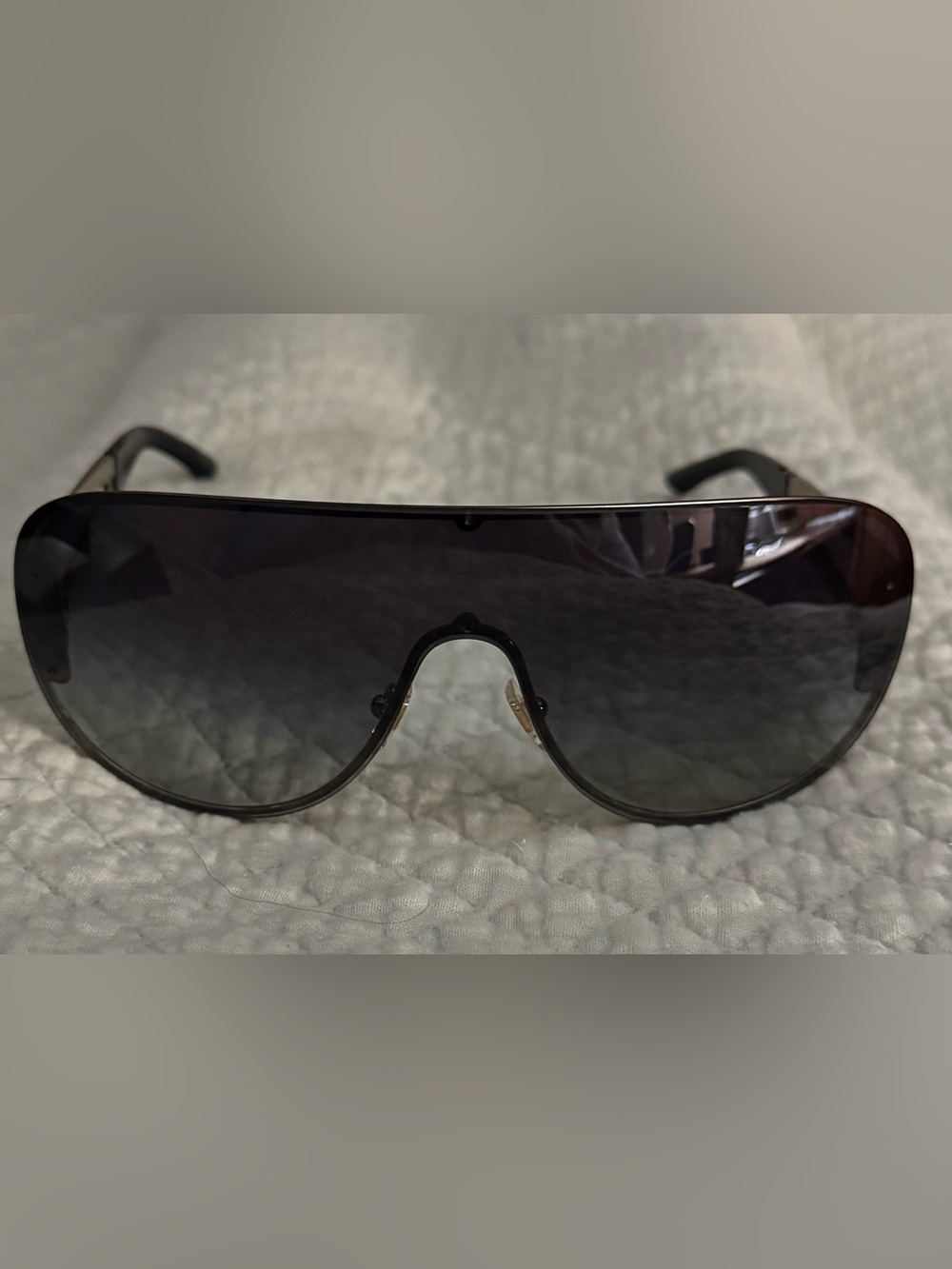 Versace VE2166 Sunglasses w/ Light grey gradient dark blue lenses. NWOT